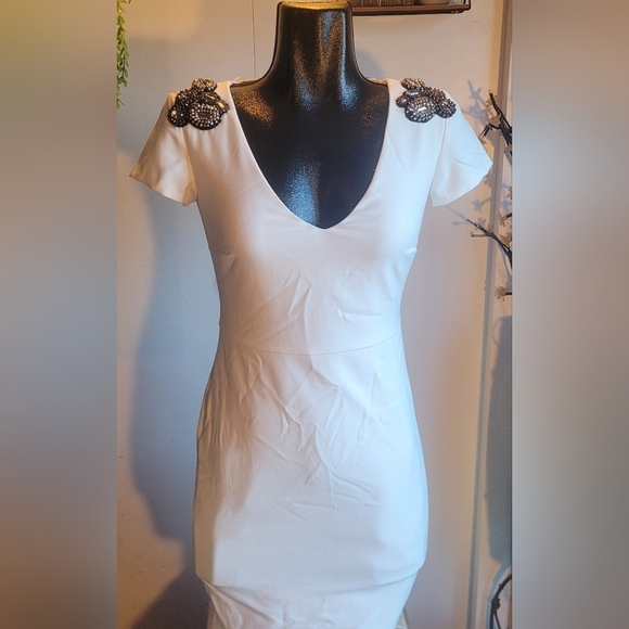 Zara Trafaluc white short sleeve dress S - Picture 1 of 9